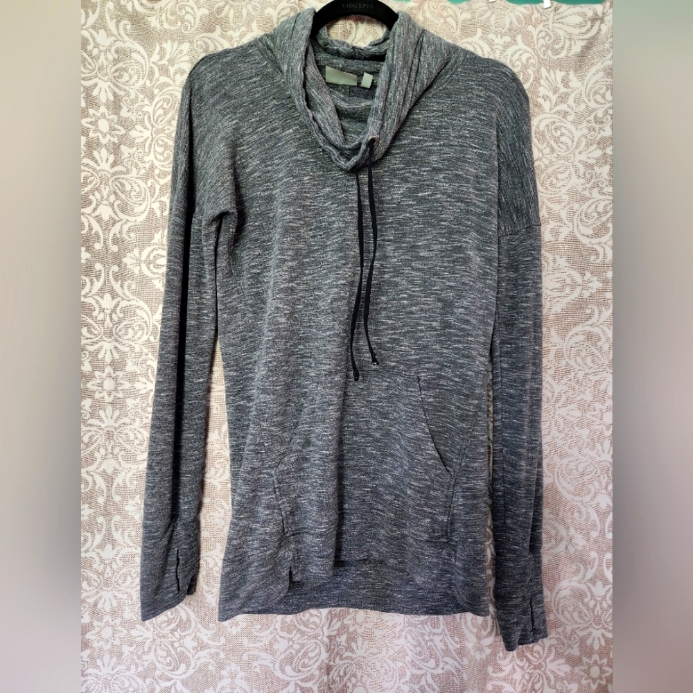 Athleta Dark Gray Long Sleeve Top with Thumbholes Size XSmall (oversize)